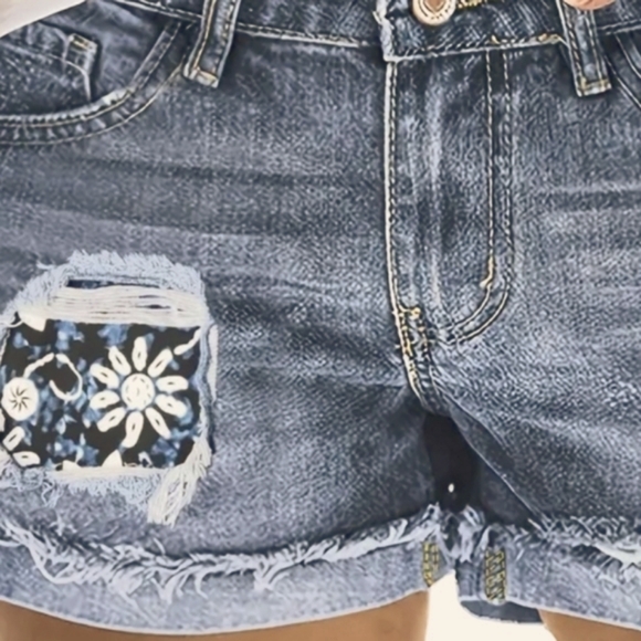 Blue Rolled Hem Denim Shorts, Slim Fit Ripped Floral Print Slash Pockets L 8-10 - Picture 2 of 13